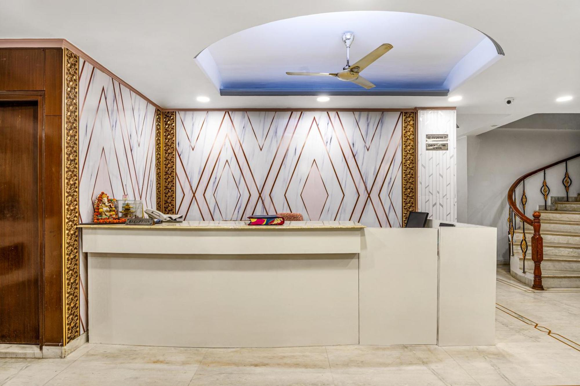 Hotel Nice Palace Delhi  Luaran gambar
