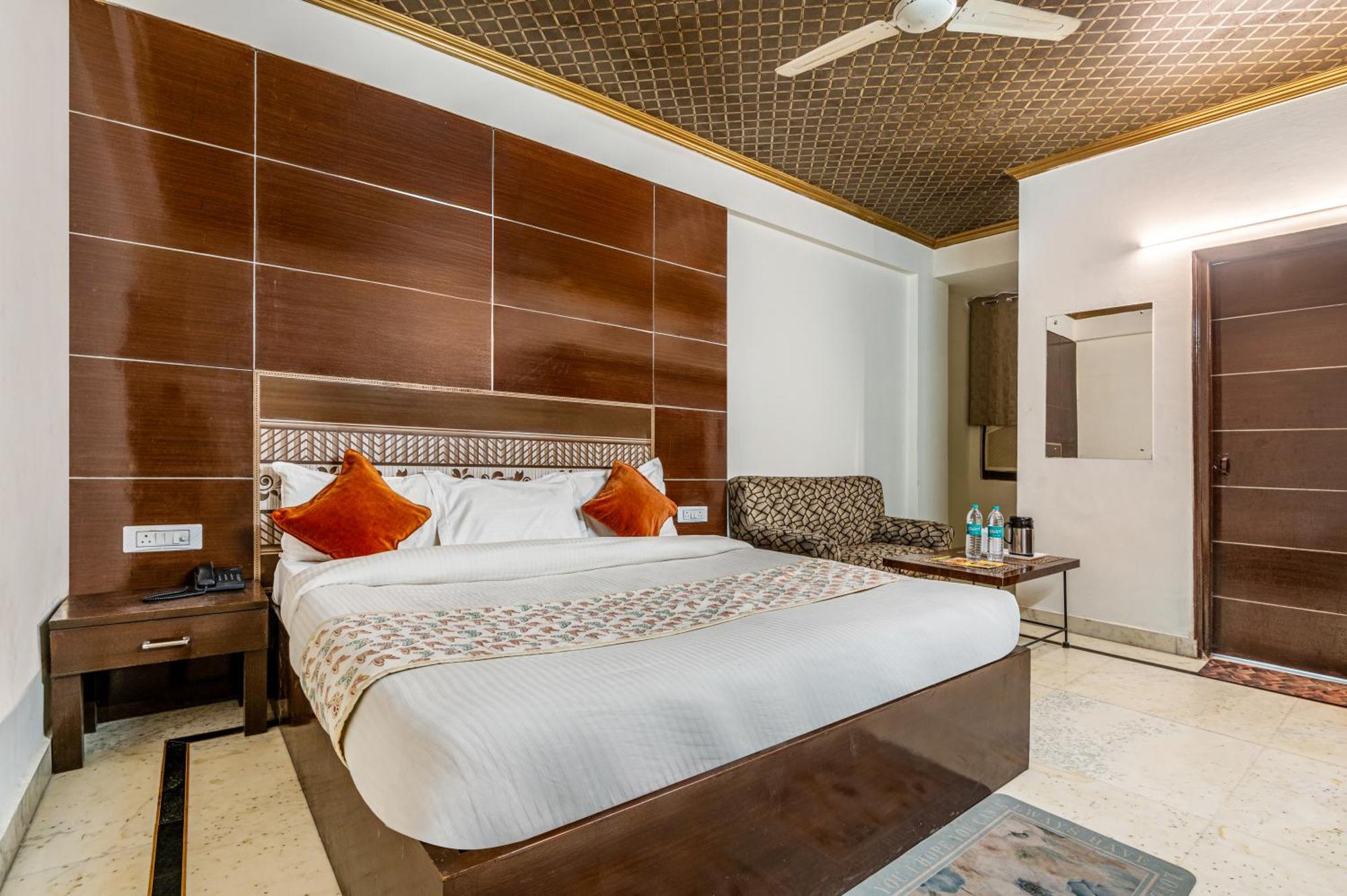 Hotel Nice Palace Delhi  Luaran gambar