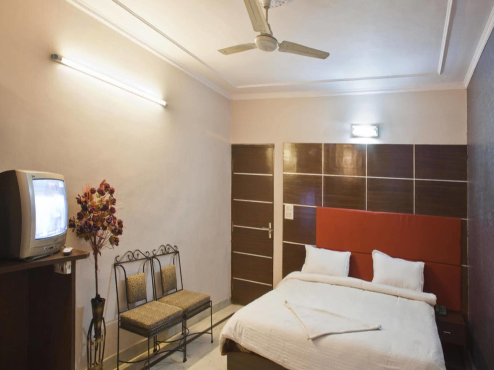 Hotel Nice Palace Delhi  Luaran gambar